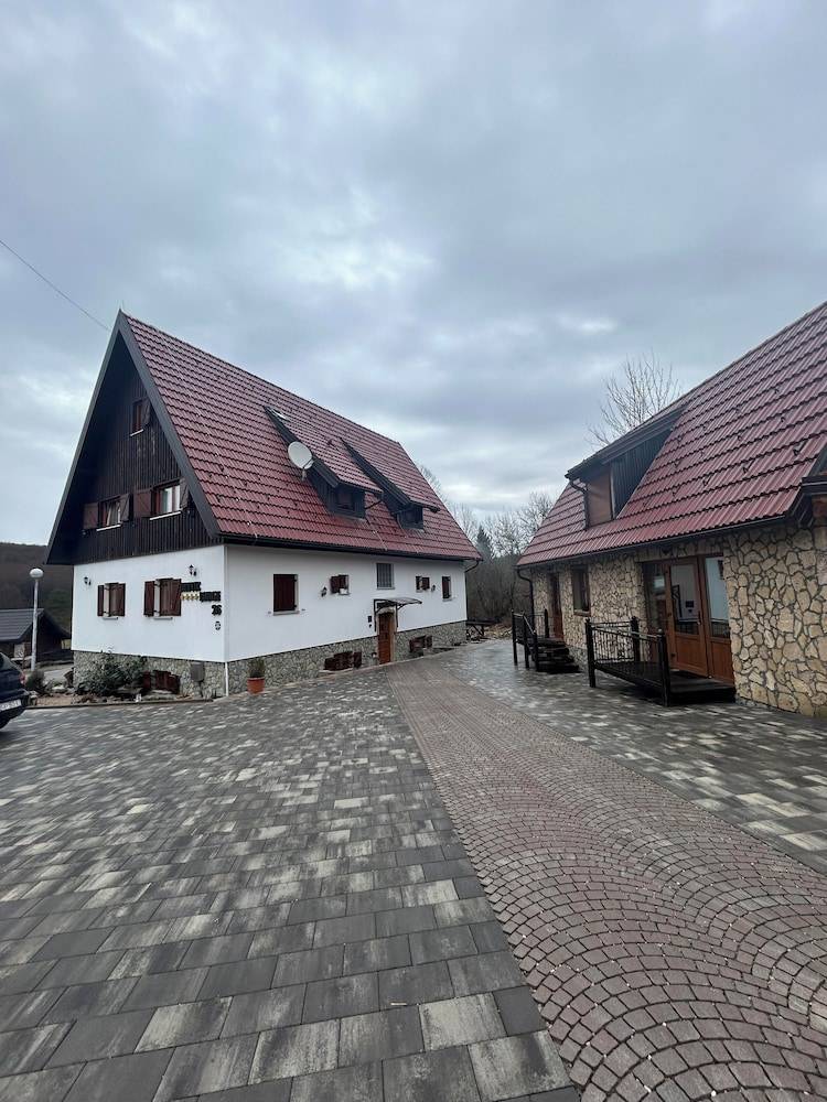 Namestitev  Plitvička Jezera