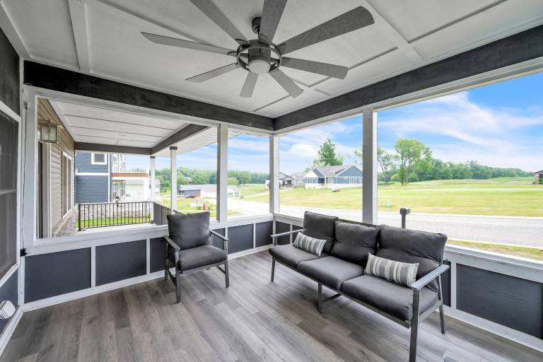 Children-friendly house with terrace | Pets are welcome in South Bend, IN