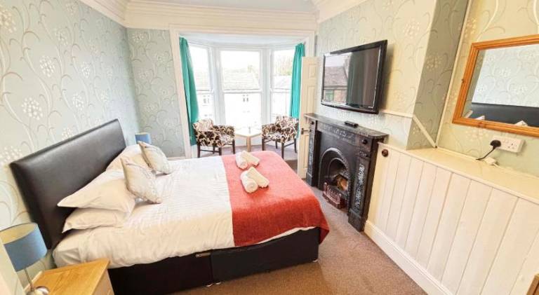 The Queens Arms Hotel — photo 2