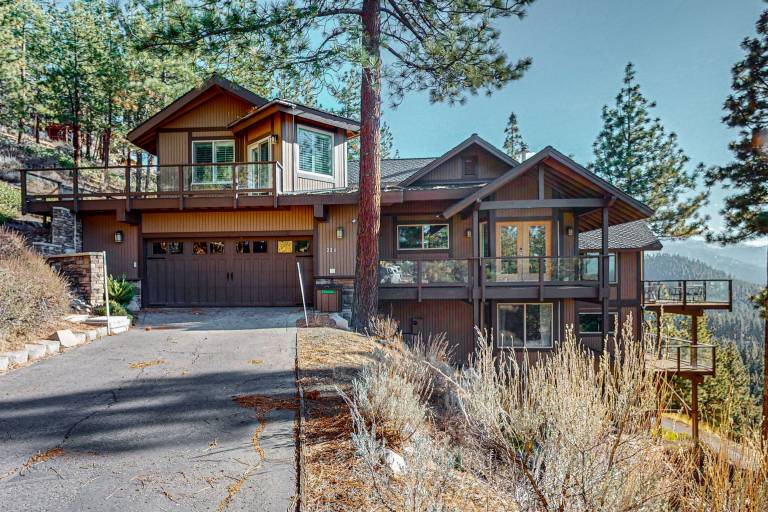 House  Zephyr Cove
