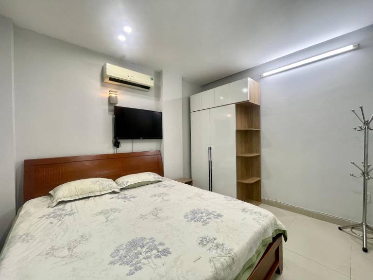 Rental apartment with yard in Ho Chi Minh City