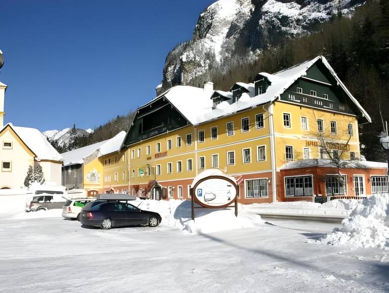 Landhotel Postgut - Tradition seit 1549 in Tweng