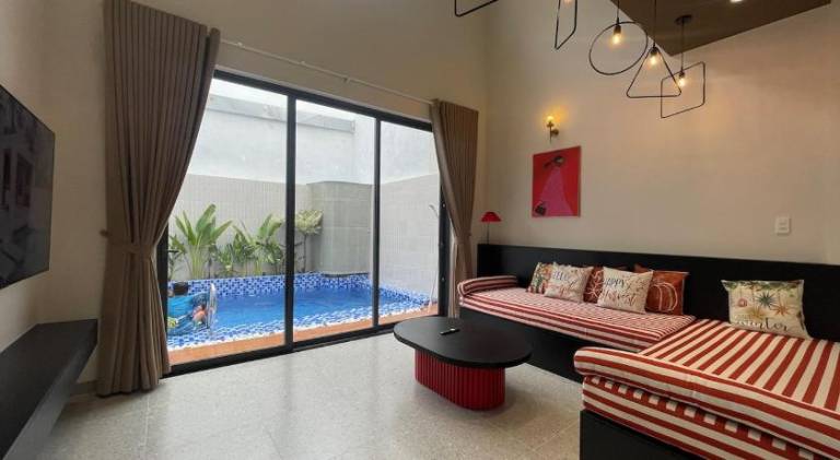 Pleasant house with terrace, private pool & BBQ | Pet-friendly — photo 2