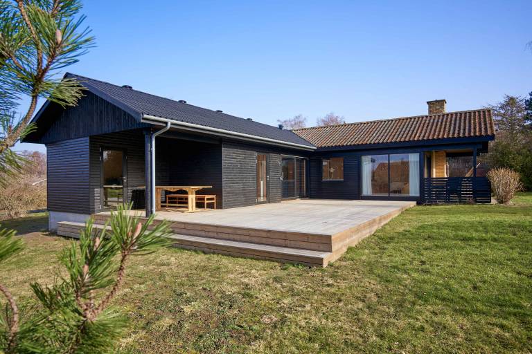 House  Arnager