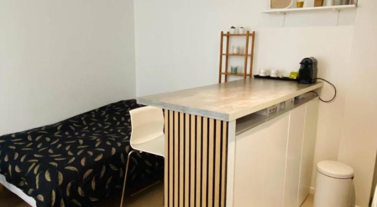 Appartement entier aux Abbesses - Montmartre - Flat in Montmartre — photo 3