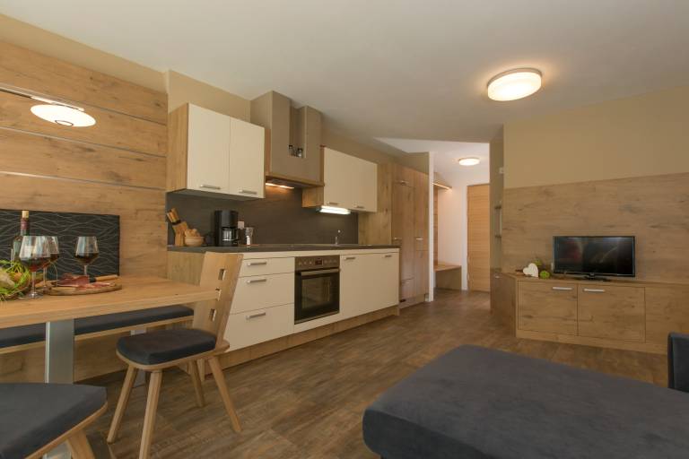 Child-friendly pleasant holiday apartment with yard & fast internet | Garden view | Close to the ski | Dogs allowed — photo 3