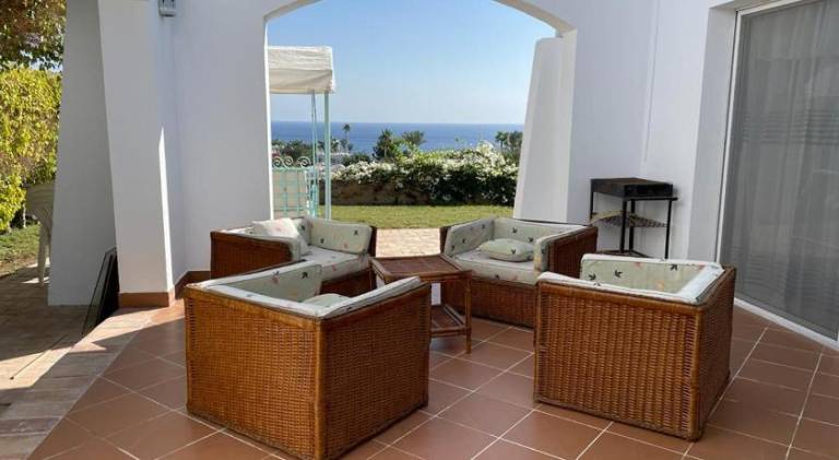 Villa with 2 rooms for 4 persons — photo 3
