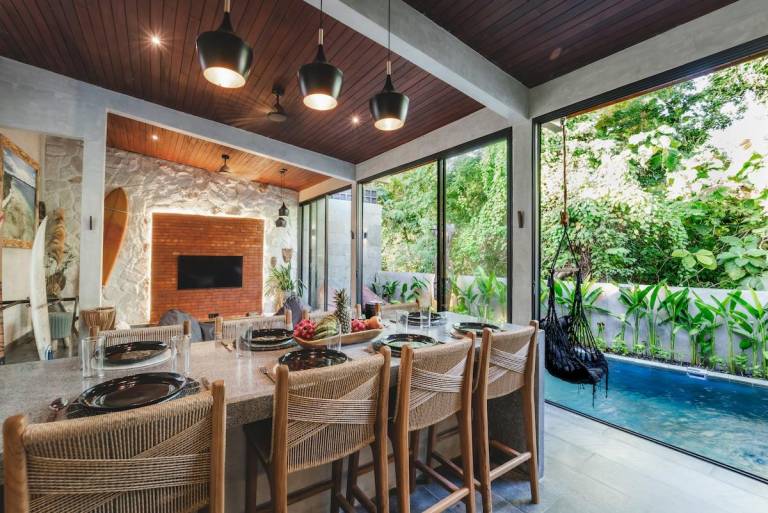 Luxury 4BR VILLA with Private Pool Padang Padang Beach — photo 3