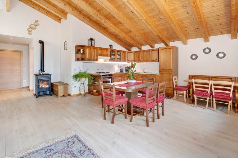 Child-friendly house with yard & fast internet | Mountain view | Good for workation | Pet-friendly — photo 5