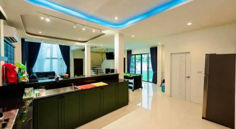Green Beach Pool Villa Pattaya — photo 4