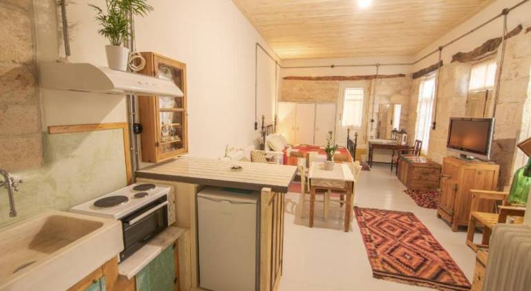 Holiday apartment with terrace & garden — photo 2