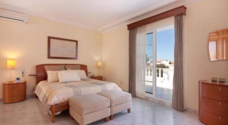 Villa Savanna Spacious villa with private pool near the beach — photo 2