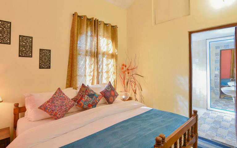 The White House with Private Pool, Calangute Beach — photo 2