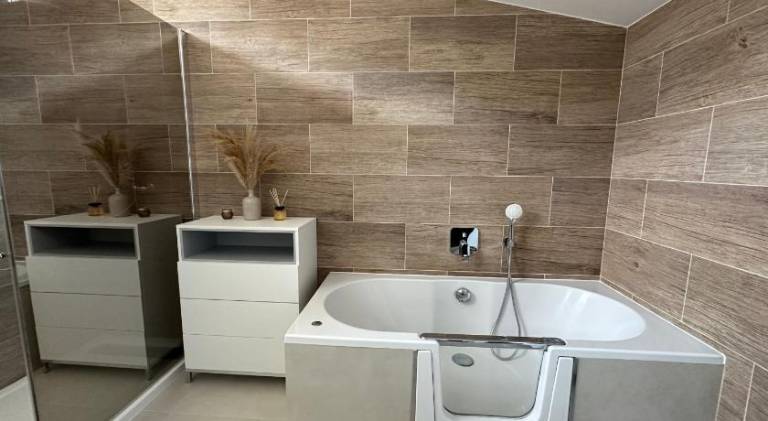 A&E Rooms — photo 2