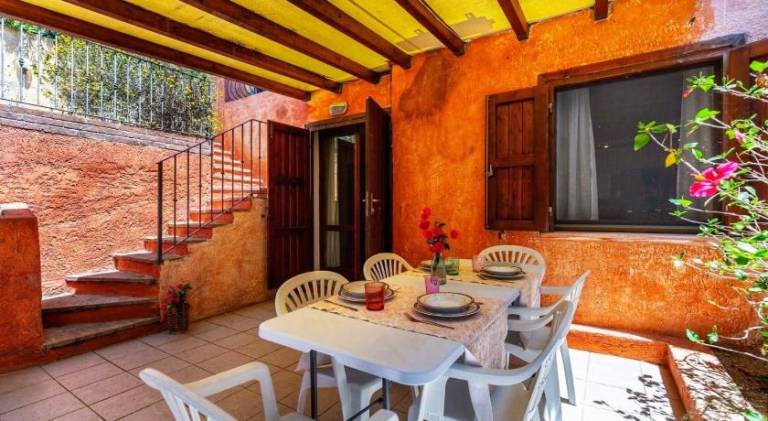 House with 2 rooms for 5 persons — photo 2