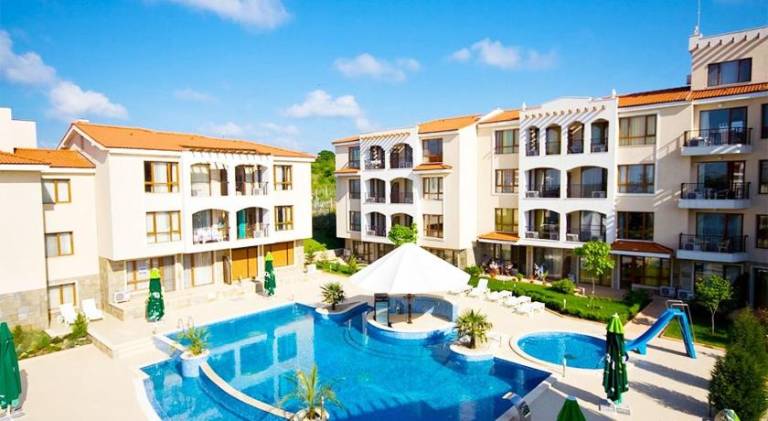 Apartment with pool in Sozopol