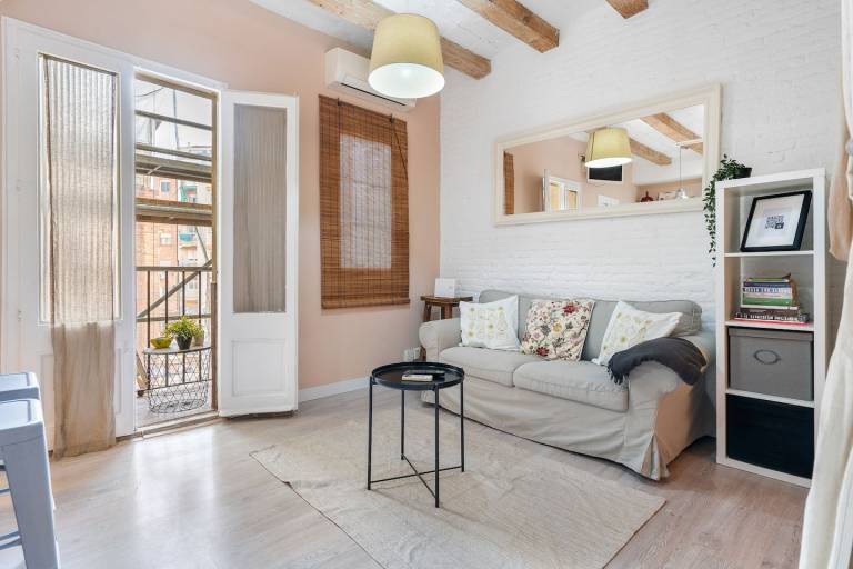 Apartment | Close to Magic Fountain of Montjuïc — photo 2