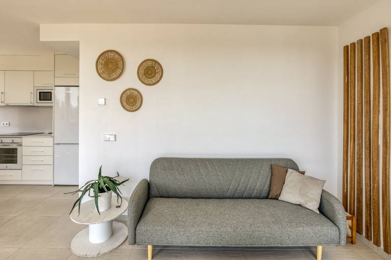 Bright Apartment 100 m from the Beach – 1st Floor — photo 4