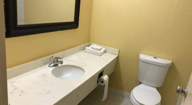 Economy Inn — photo 3