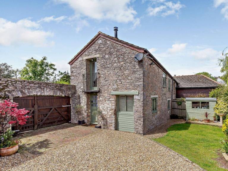 Beautiful cottage with yard | Pets are welcome in Paignton