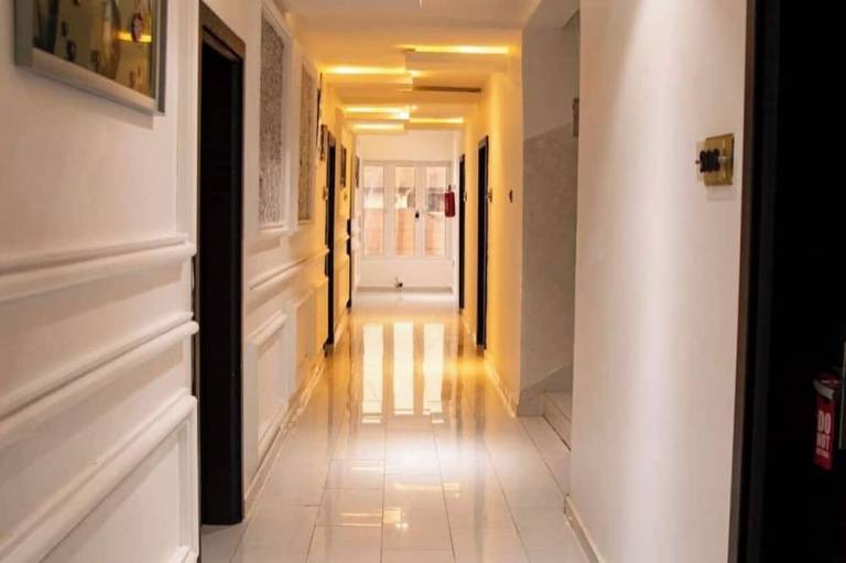 Algate Hotel and Resort
