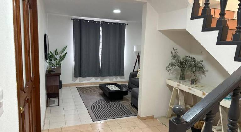 House | Pets allowed — photo 4