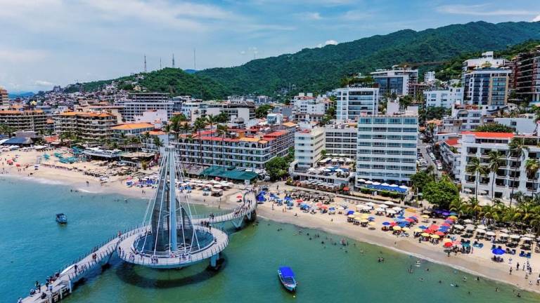 Hotel Delfin PV Beach Resort in Puerto Vallarta