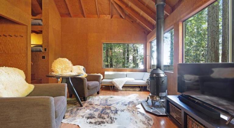 Vacation home with pool, barbecue & sauna — photo 2
