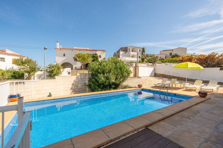 Villa with private pool, BBQ & terrace — photo 4
