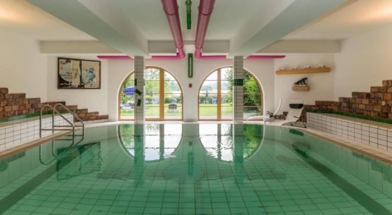 Family-friendly serviced apartment with pool, sauna & yard | Close to the beach | Dogs allowed — photo 2