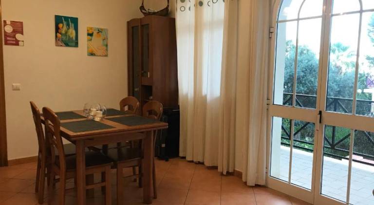 Beautiful rental apartment with pool & garden | Perfect for remote work | Pet-friendly — photo 5