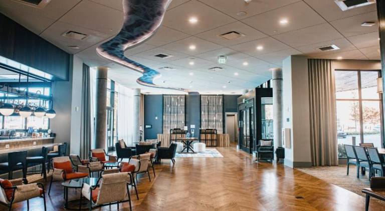 Hotel Indigo Columbus at Riverfront Place By IHG — photo 4