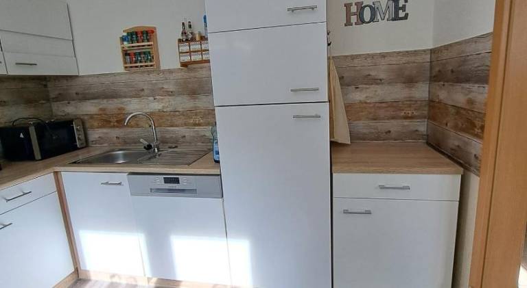 Holiday apartment with 2 rooms for 6 persons — photo 5