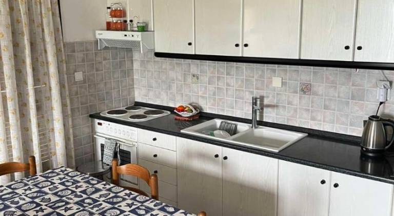 Holiday apartment with garden, patio & hot tub | Pet-friendly — photo 4