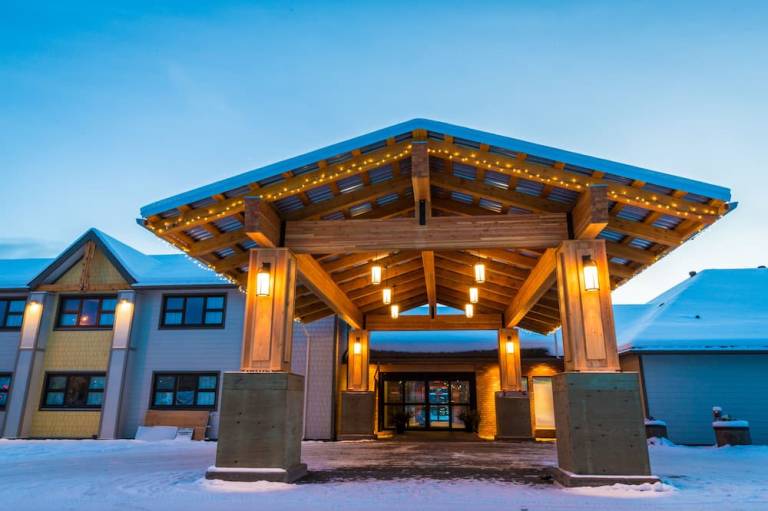 Prestige Hudson Bay Lodge & Conference Centre WorldHotels Crafted Collection