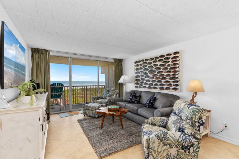Family-oriented condo with private pool | Close to the beach | Dogs allowed — photo 3