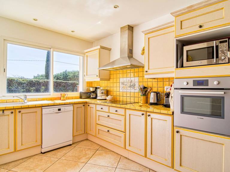 House  Vins-sur-Caramy