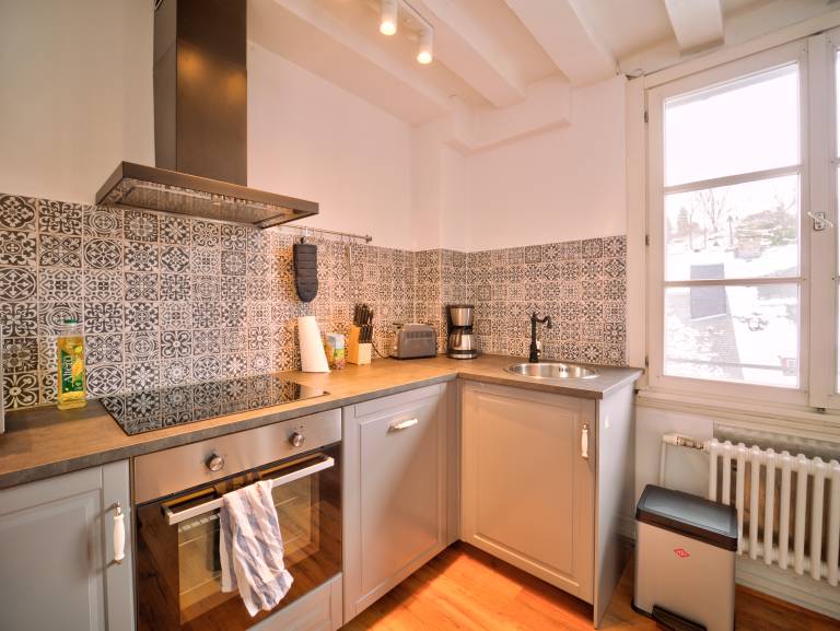 Boarding house | City view — photo 3