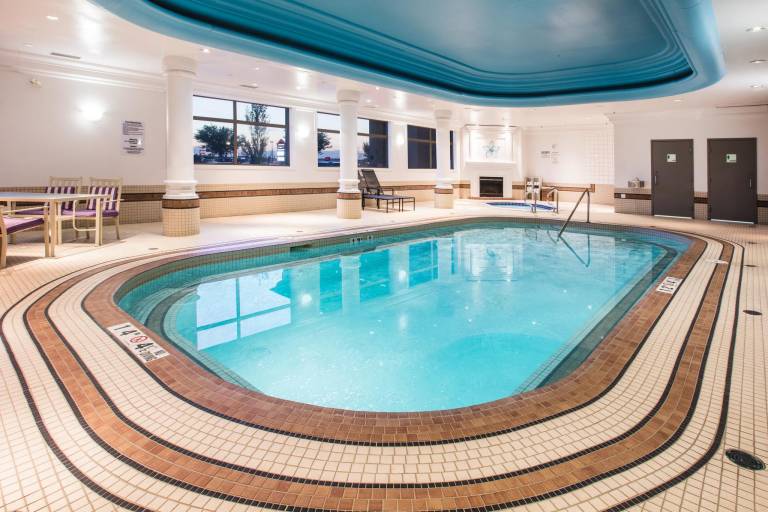 Holiday Inn & Suites Grande Prairie By IHG — photo 5