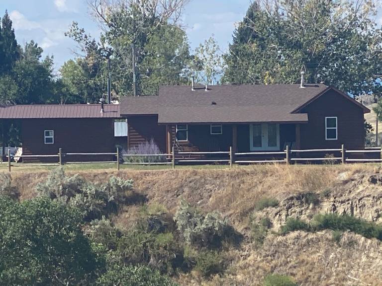 Cabin Meeteetse