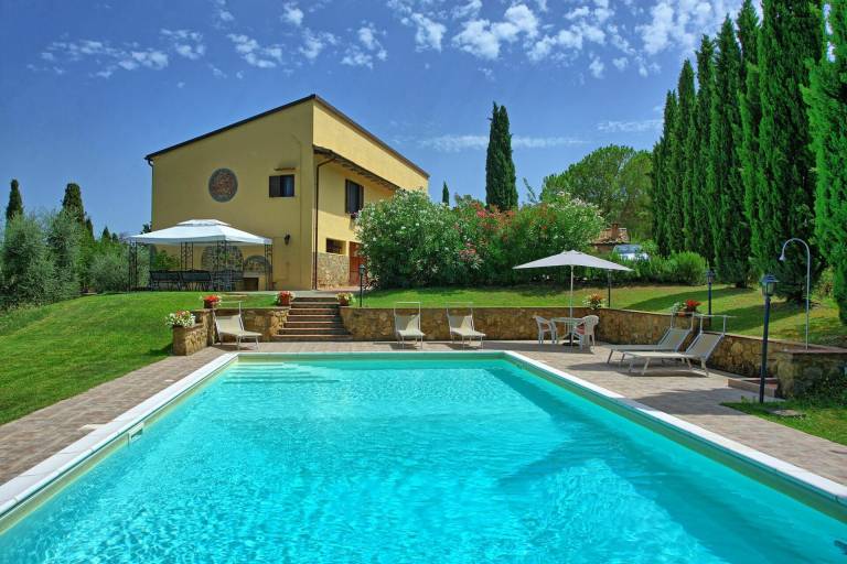 Villa mit Terrasse, Garten und privatem Pool