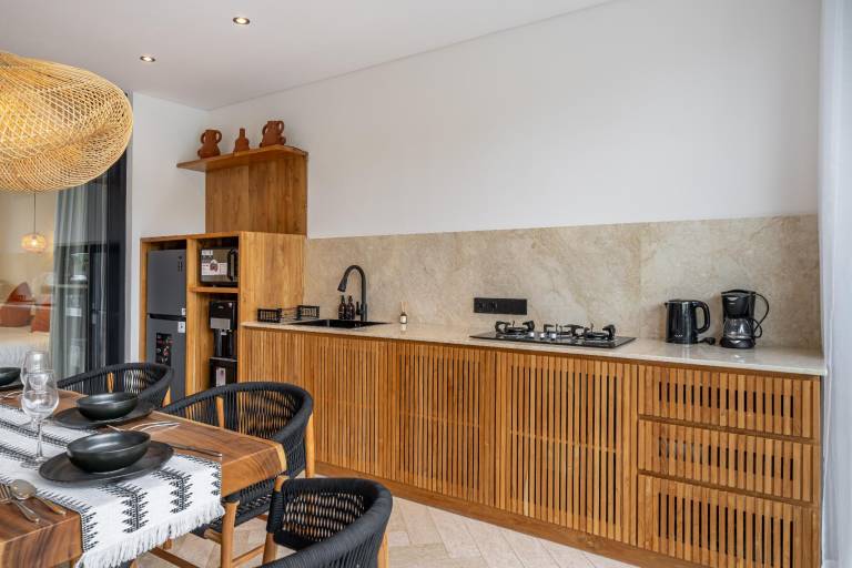 Villa with barbeque, garden & pool | Perfect for remote work — photo 4