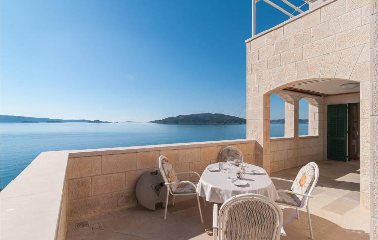 Ferienwohnung in Okrug Donji f&uuml;r max. 2 Personen