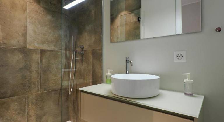 Holiday apartment with 2 rooms for 6 persons — photo 2