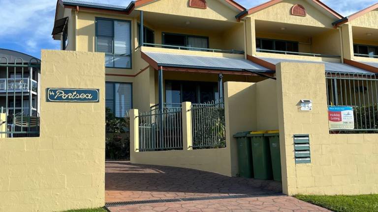 House  Rainbow Beach
