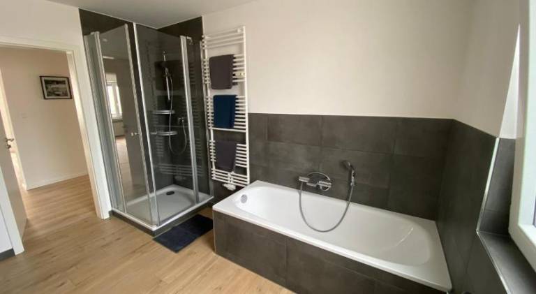 Rental apartment with 3 rooms for 6 persons — photo 2