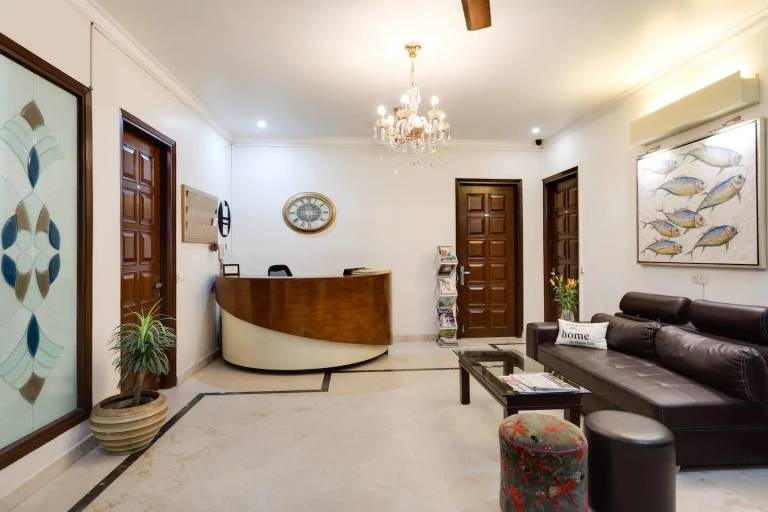 Serviced apartment with yard & terrace | Good for workation — photo 3