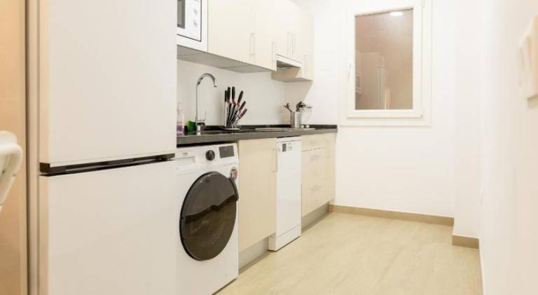 Apartment | Close to Alcazaba of Málaga | Pets are welcome — photo 5