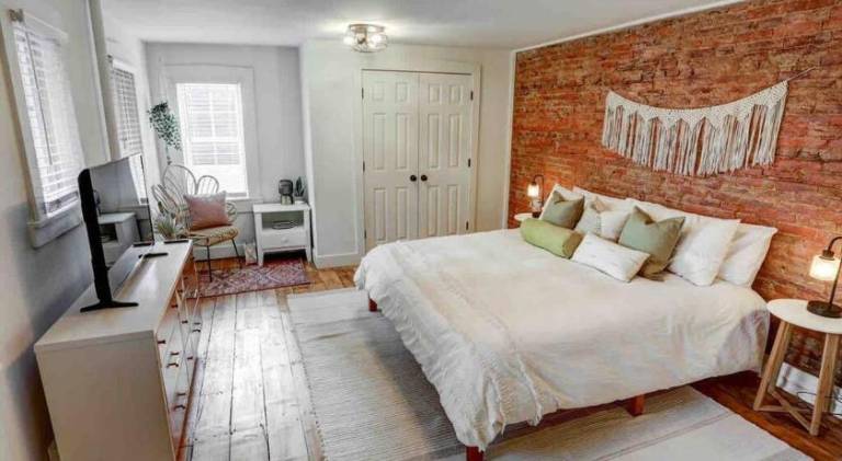 Lovely vacation home | Pets allowed in Lancaster, PA