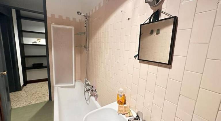 Apartment | Next to Fontana del Delfino — photo 2